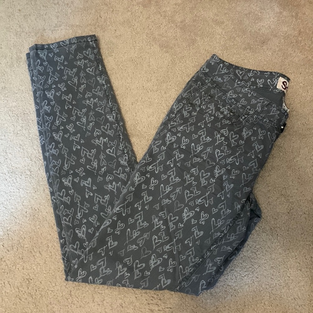Grey Heart Patterned Skinny Jeans. Size 5